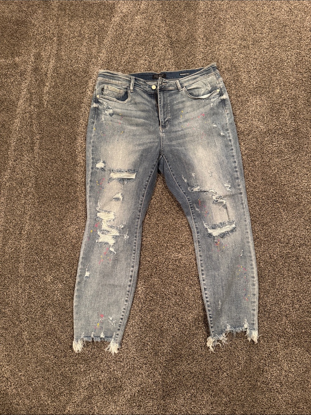 Judy Blue Light Blue Distressed Ankle Jeans with Paint Speckles